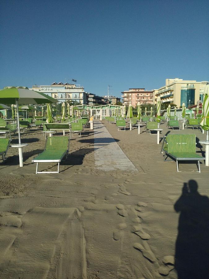 Hotel Marcus Cesenatico Luaran gambar